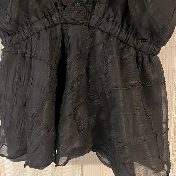 🔹Love Binetti vintage detailed black top size 2 - Picture 2 of 8